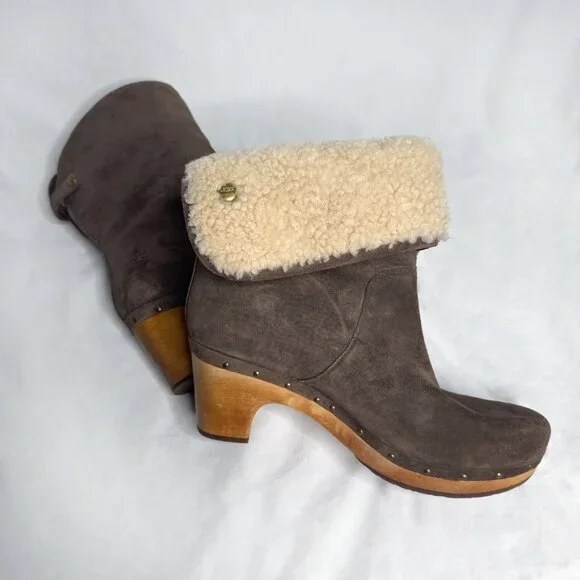 UGG AUS Lynnea Studded Wooden Clog Boots - Picture 4 of 7